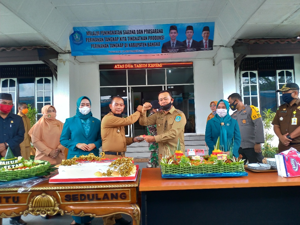 Rayakan Dua Tahun Kepemimpinan, Mulkan Potong Nasi Tumpeng