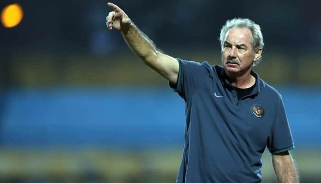 BREAKING NEWS: Mantan Pelatih Timnas Indonesia, Alfred Riedl Meninggal