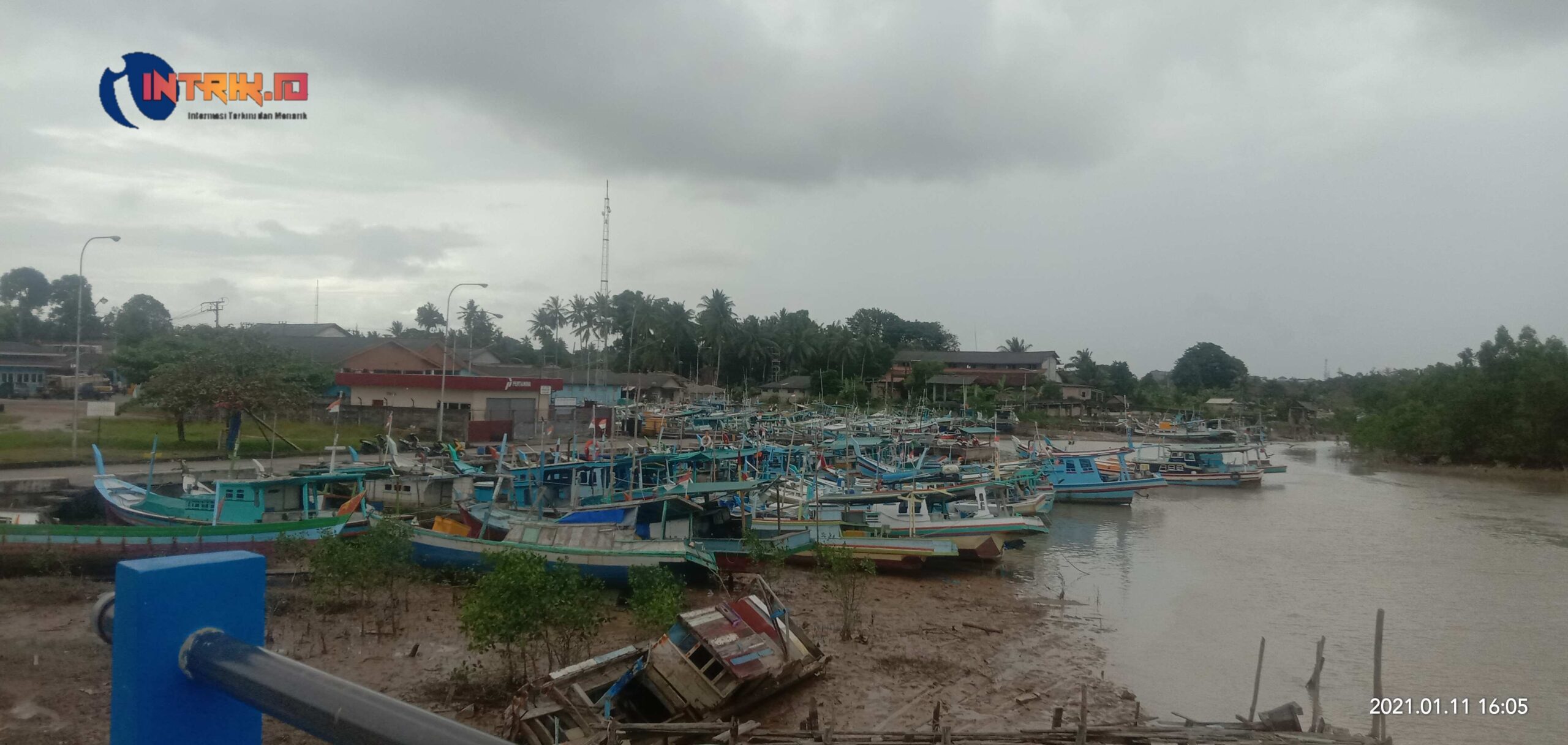 Cuaca Buruk, Pasokkan Ikan Segar PPN Sungailiat Berkurang