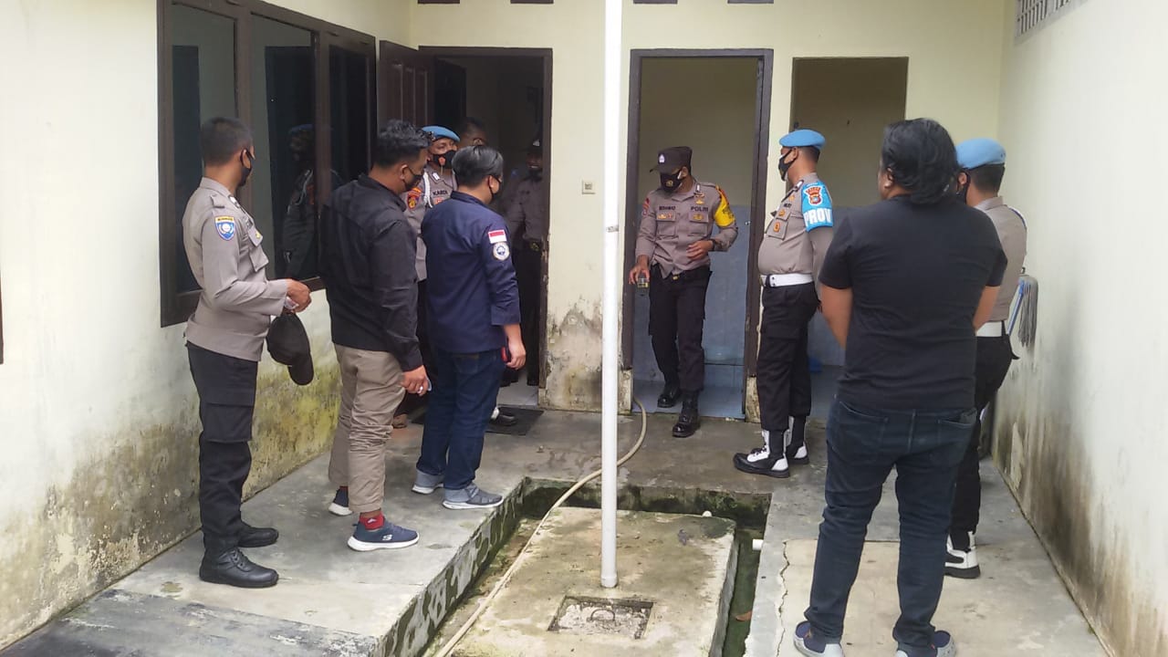 26 Personil Anggota Polsek Riau Silip Jalani Test Urine