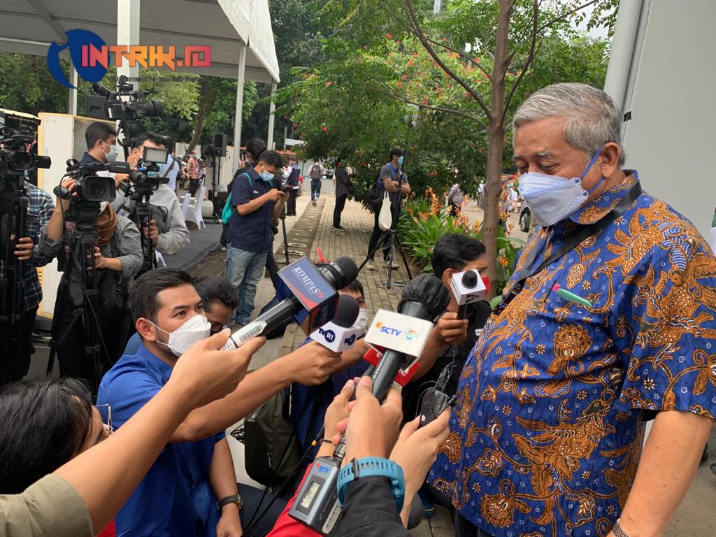 Presiden Jokowi Sampaikan Alasan Awak Media Diberi Vaksin Covid-19