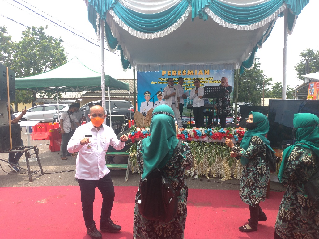 Mulkan Nyanyi ‘Ku Puja-puja’, Molen Ikutan Joget