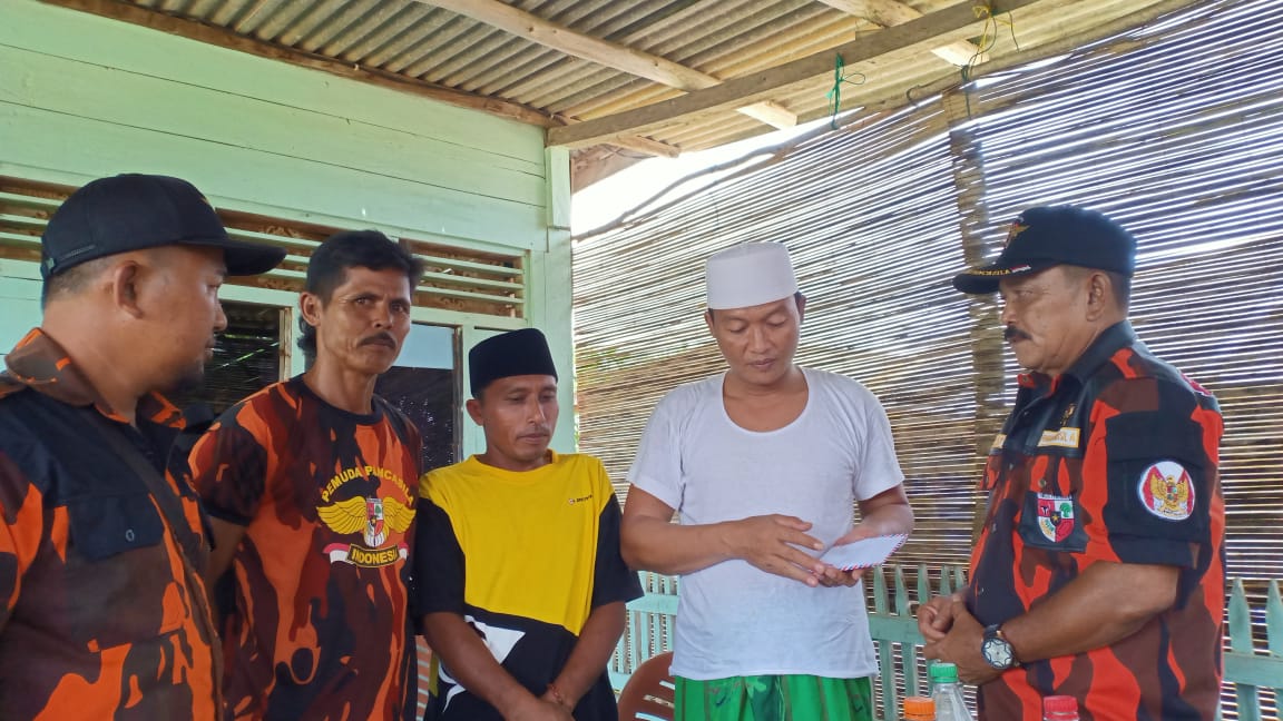 PP Bangka Serahkan Bantuan Kepada Ponpes Ihya’ulumuddin Dusun Bedukang