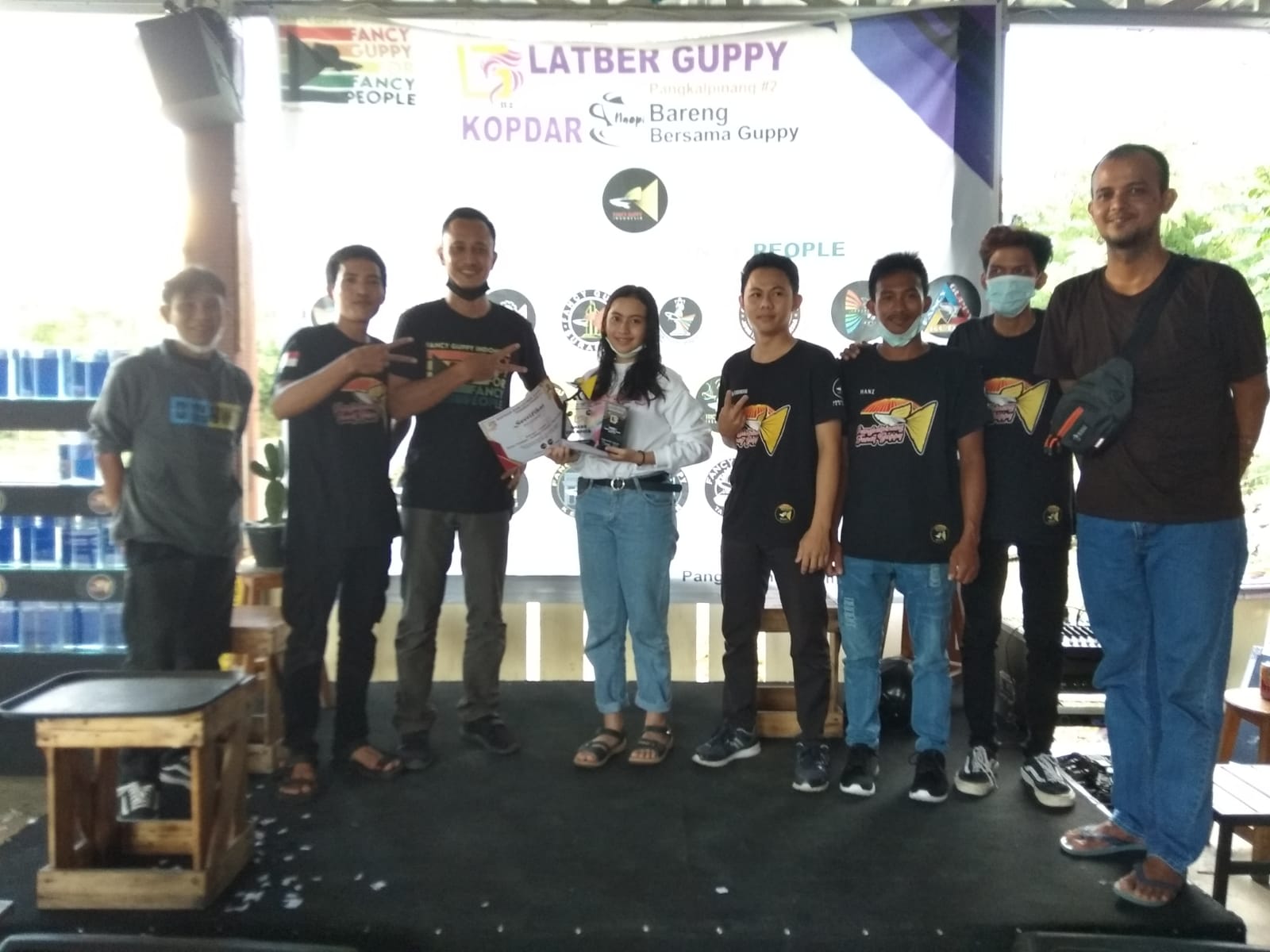 Ratusan Ikan Guppy Berebut Jadi Yang Terbaik se-Babel
