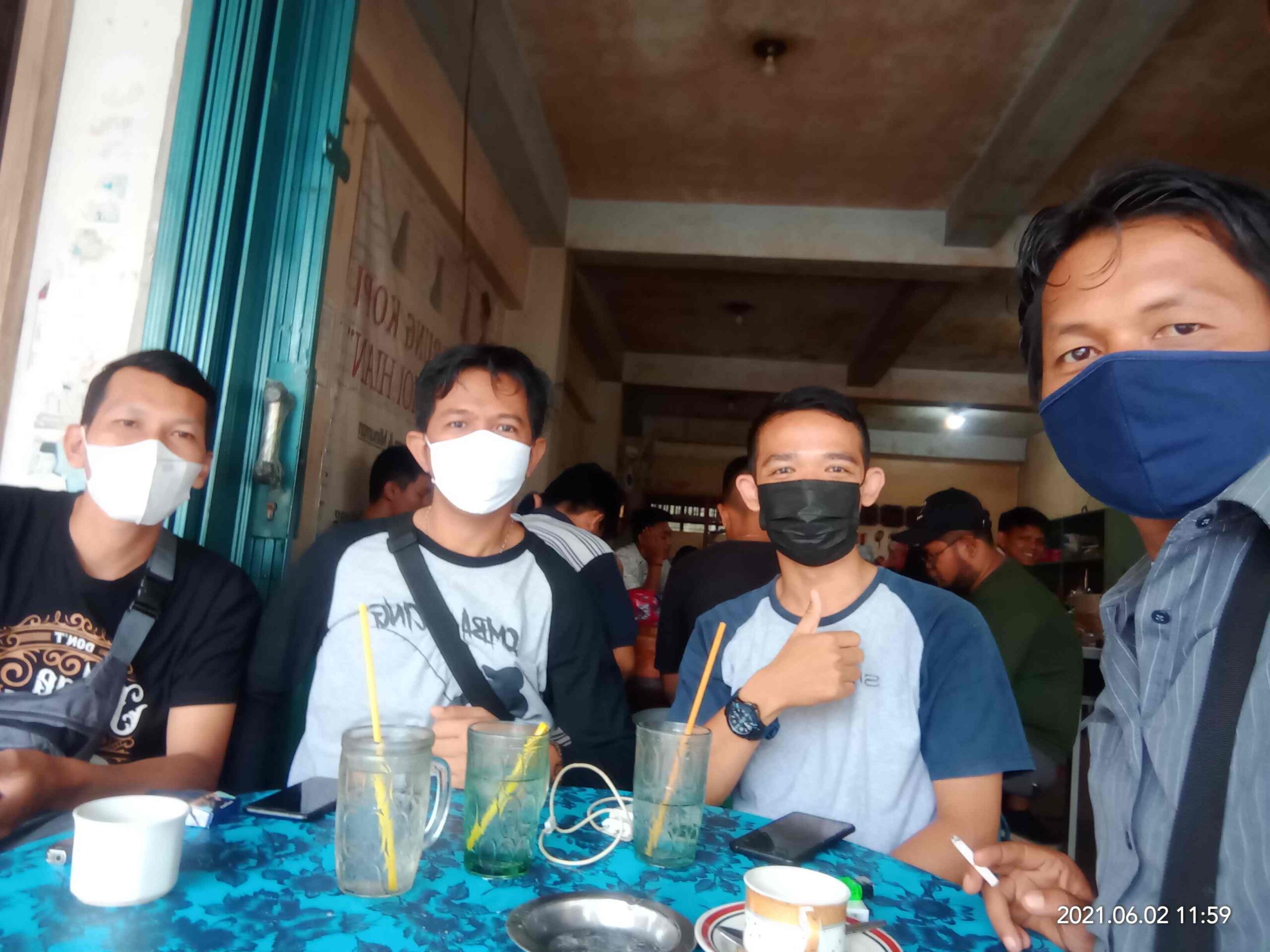 Ditemani Kopi Hangat, Personil JSS Bahas Progres Bahan Berita