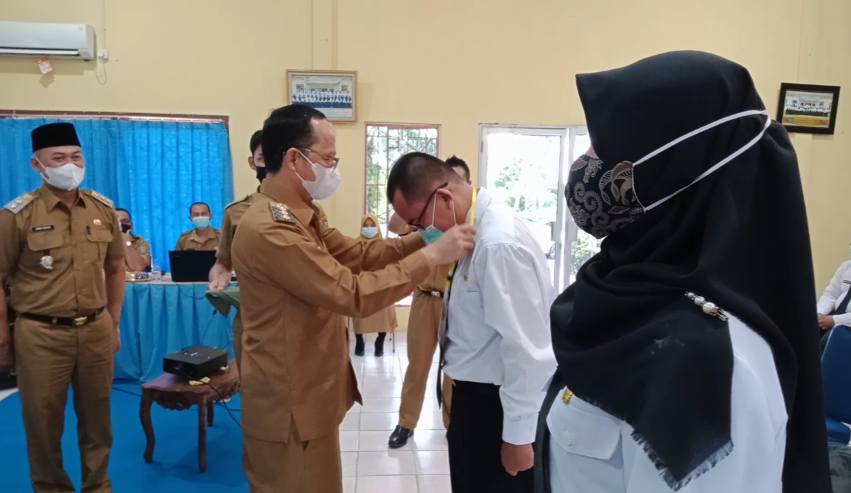 Bupati Bangka Tengah Minta ASN Baru Miliki Perilaku Baik Dalam Melayani Masyaraktat