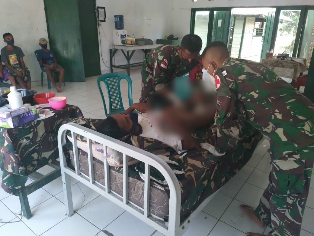 Warga 27 Tahun Ikut Sunat Masal Satgas Yonif 742/SWY