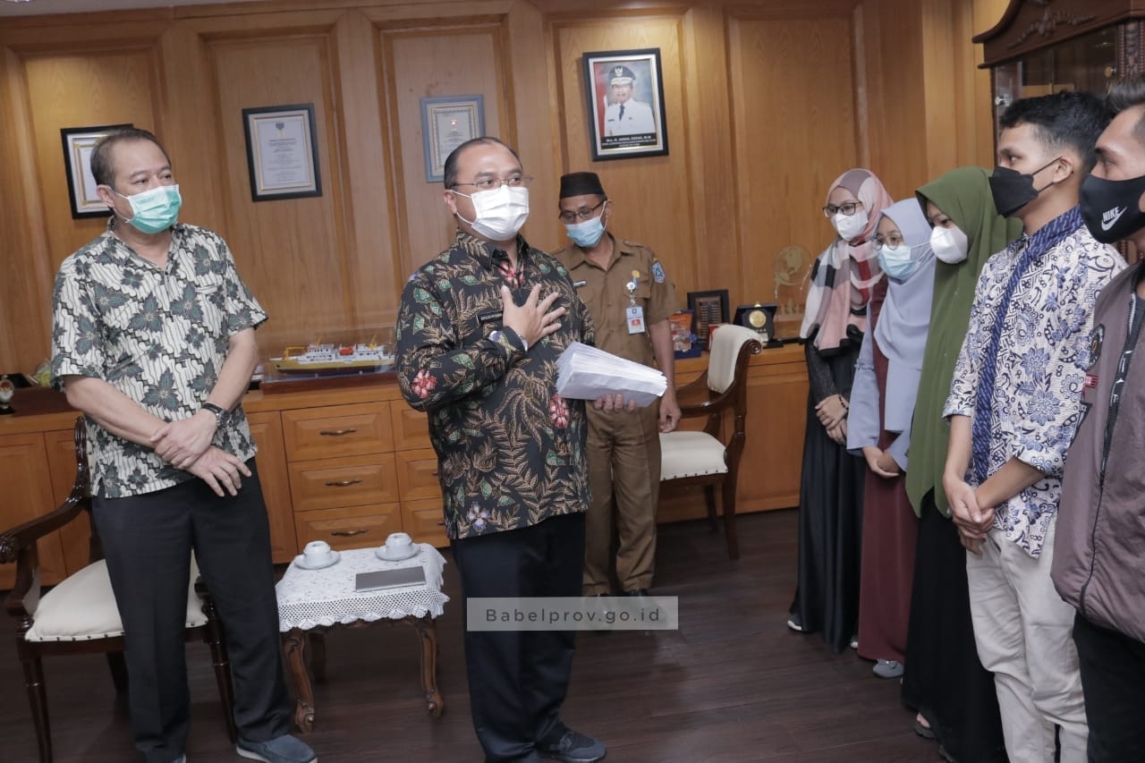 10 Orang Santri Terima Beasiswa ke Kalimantan