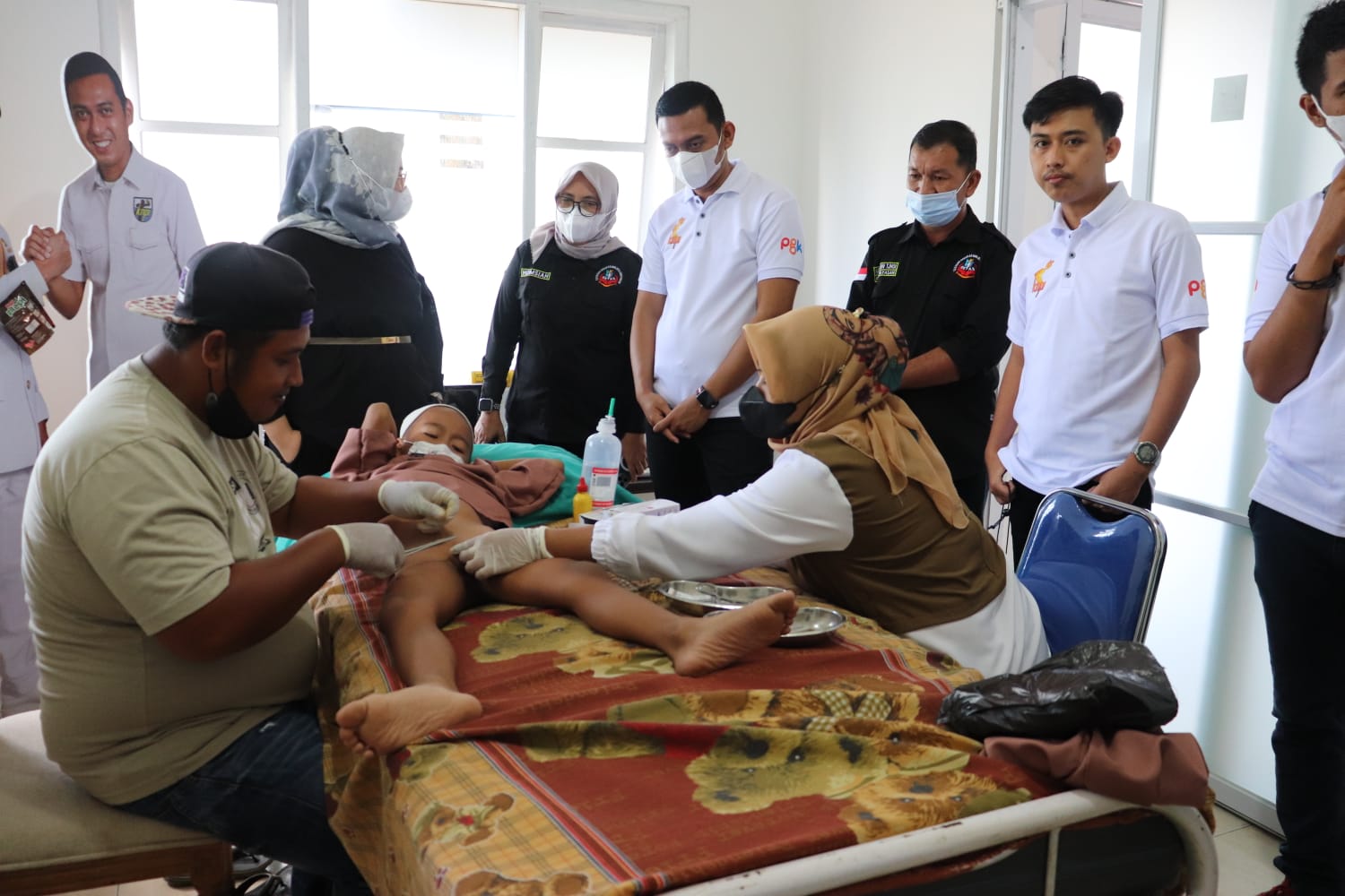 KNPI Kota Pangkalpinang dan Getas Khitan Anak Panti