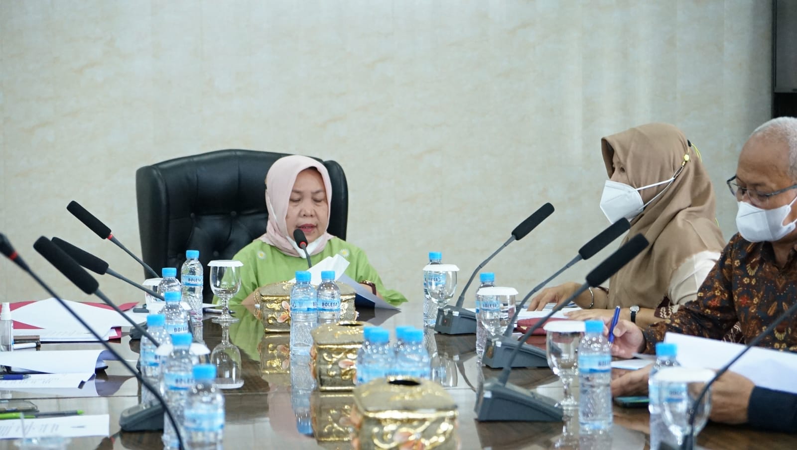 Radmida Dawam Buka FGD Tentang Standar Pelayanan Minimal