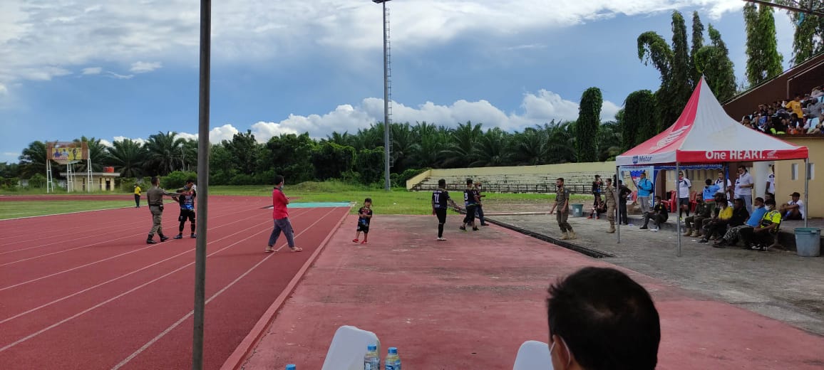 BTS Belilik vs Penyak Veteran di Final Bang Ayi dan Bang Pian Cup Hampir Ricuh