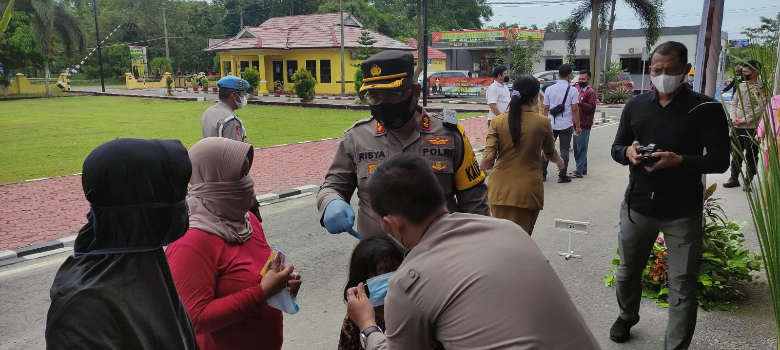 Mapolres Bangka Tengah Mendadak Jadi Distributor Minyak Goreng