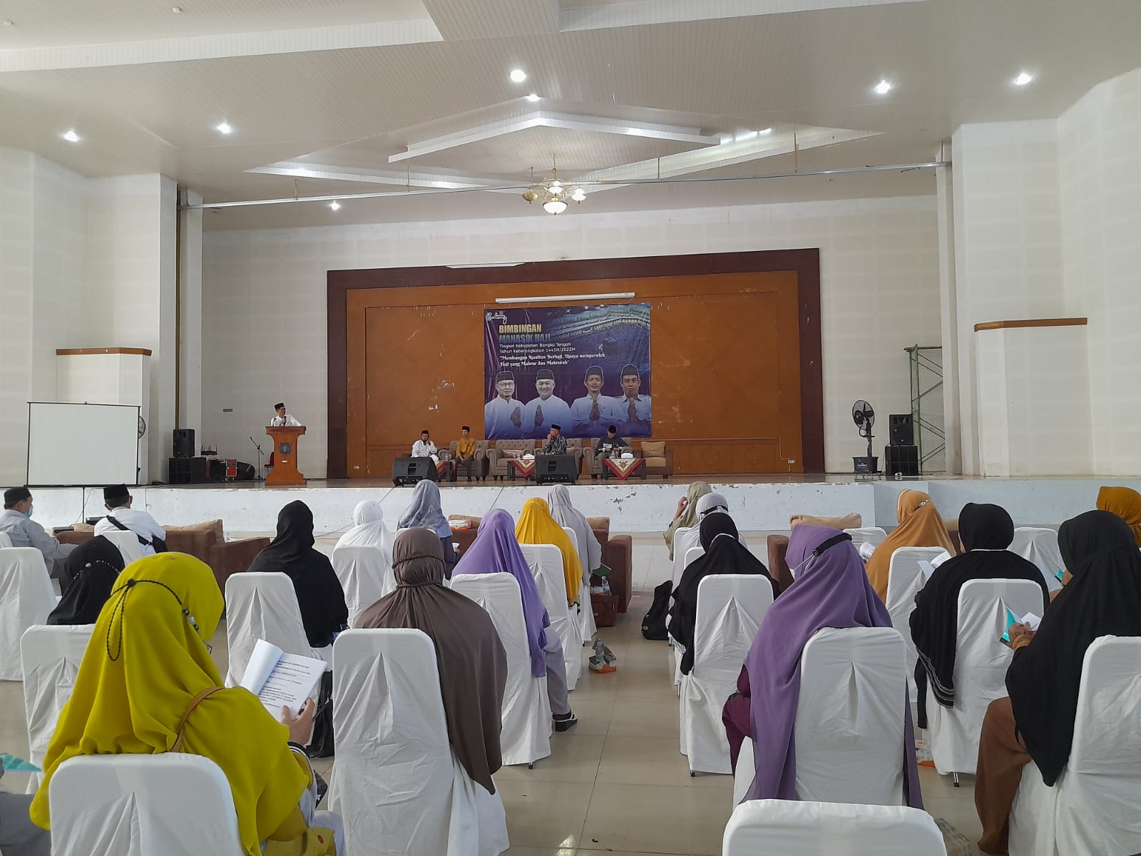 Akhir Juli Jamaah Haji Asal Bateng Berangkat Ke Jeddah