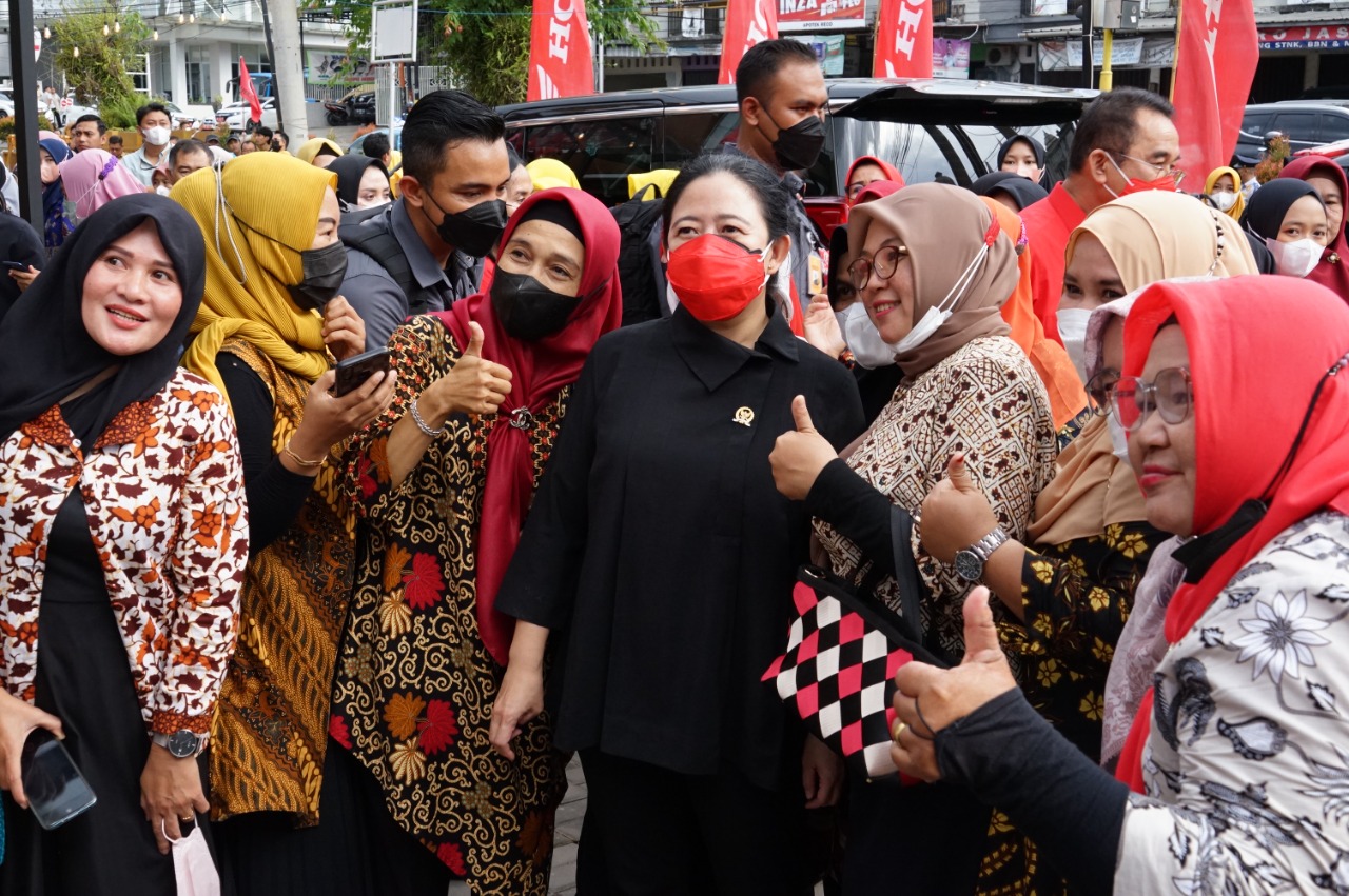 Ketua DPR RI Kunjungi Destar Poin Hingga Incaran Foto Ibu-ibu