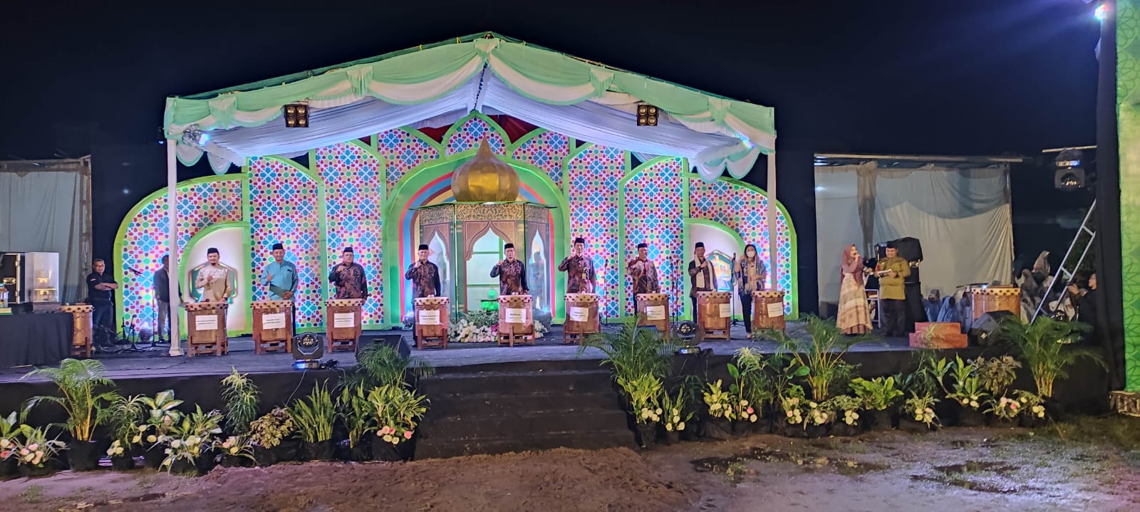 Pembukaan MTQH Bangka Tengah di Ponpes Nurul Falah Disesaki Warga