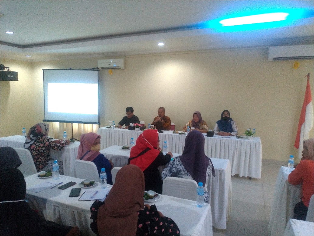 Puluhan Warga Hadiri Sosialisasi Perda Perlindungan Anak Oleh Rendra Basri