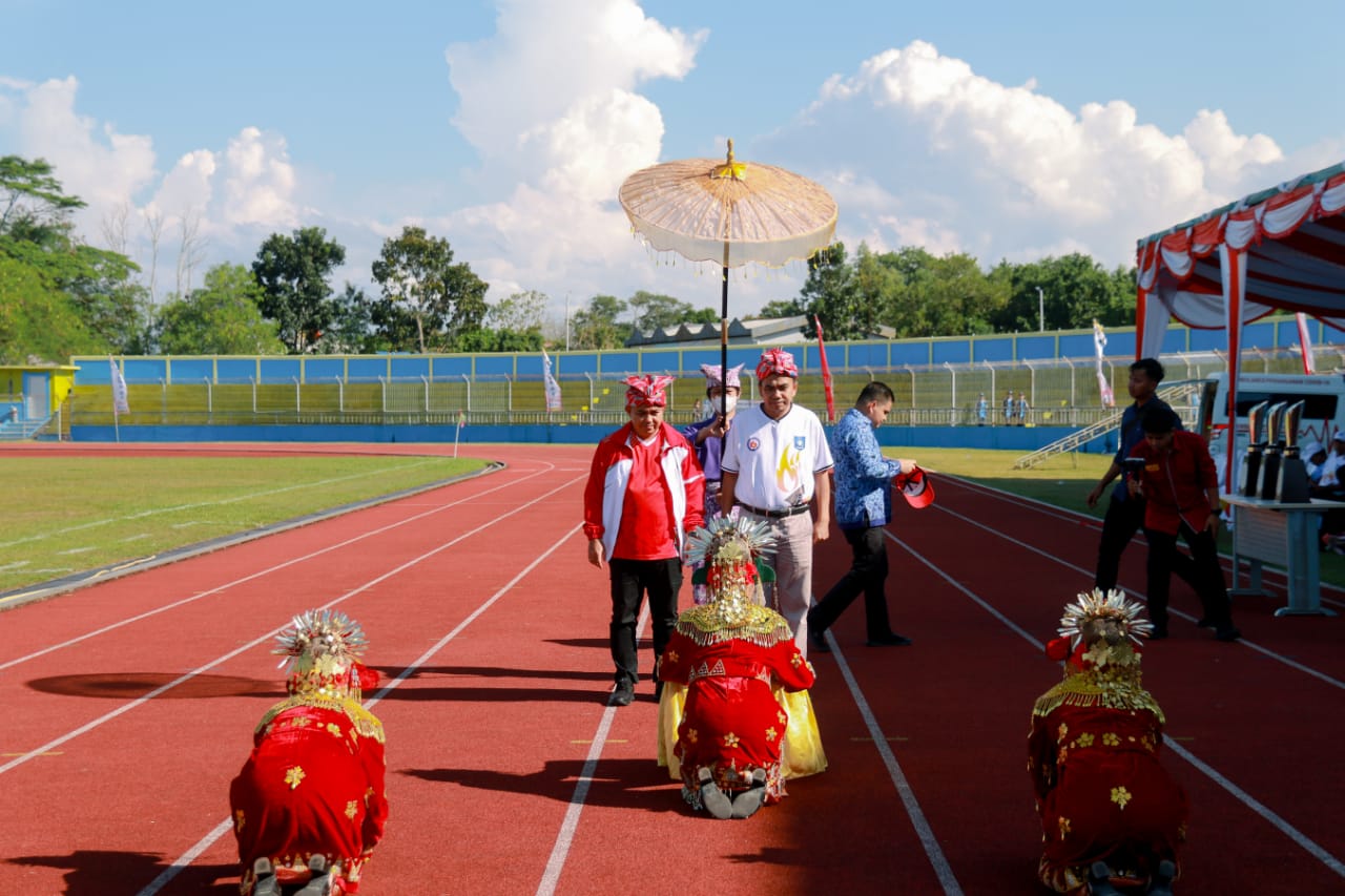 Buka POPDA Babel 2022, Molen: Ciptakan Atlet Unggul dan Berprestasi