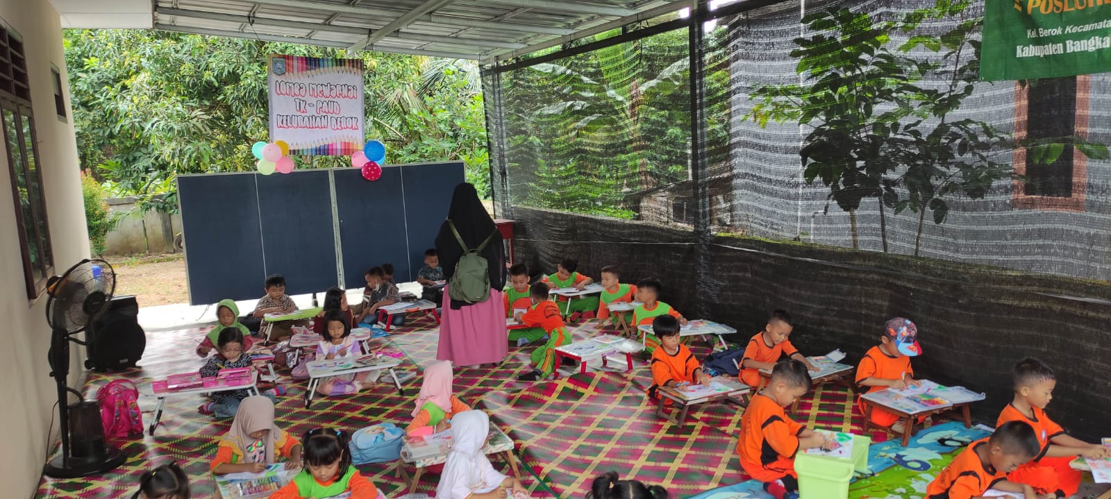 30 Anak Ikuti Lomba Mewarnai di Kelurahan Berok