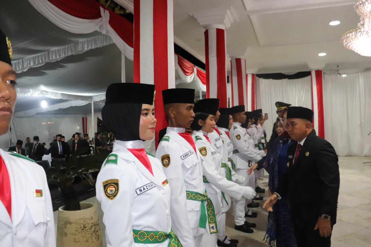 Molen Kukuhkan 36 Paskibraka Pangkalpinang