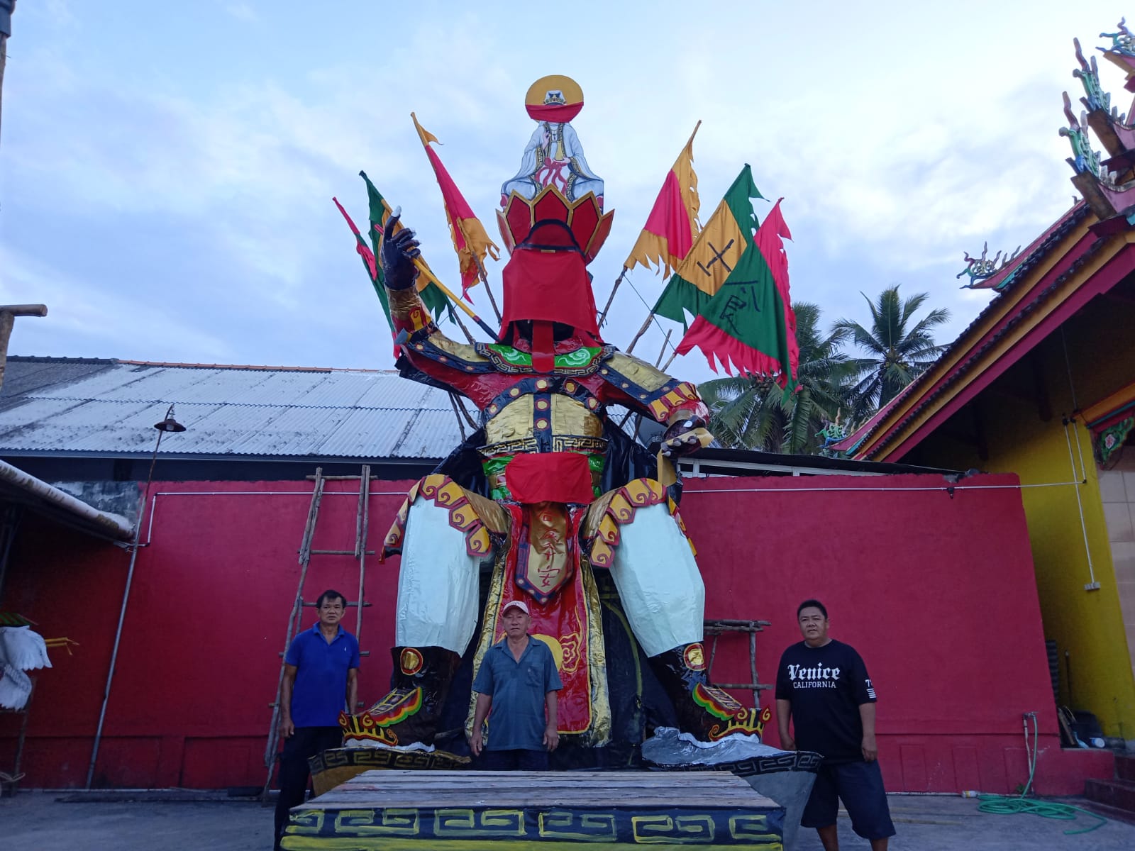 Perdana, Kelenteng Amal Kekal Pemali Akan Adakan Lelang Payung Sembahyang Rebut