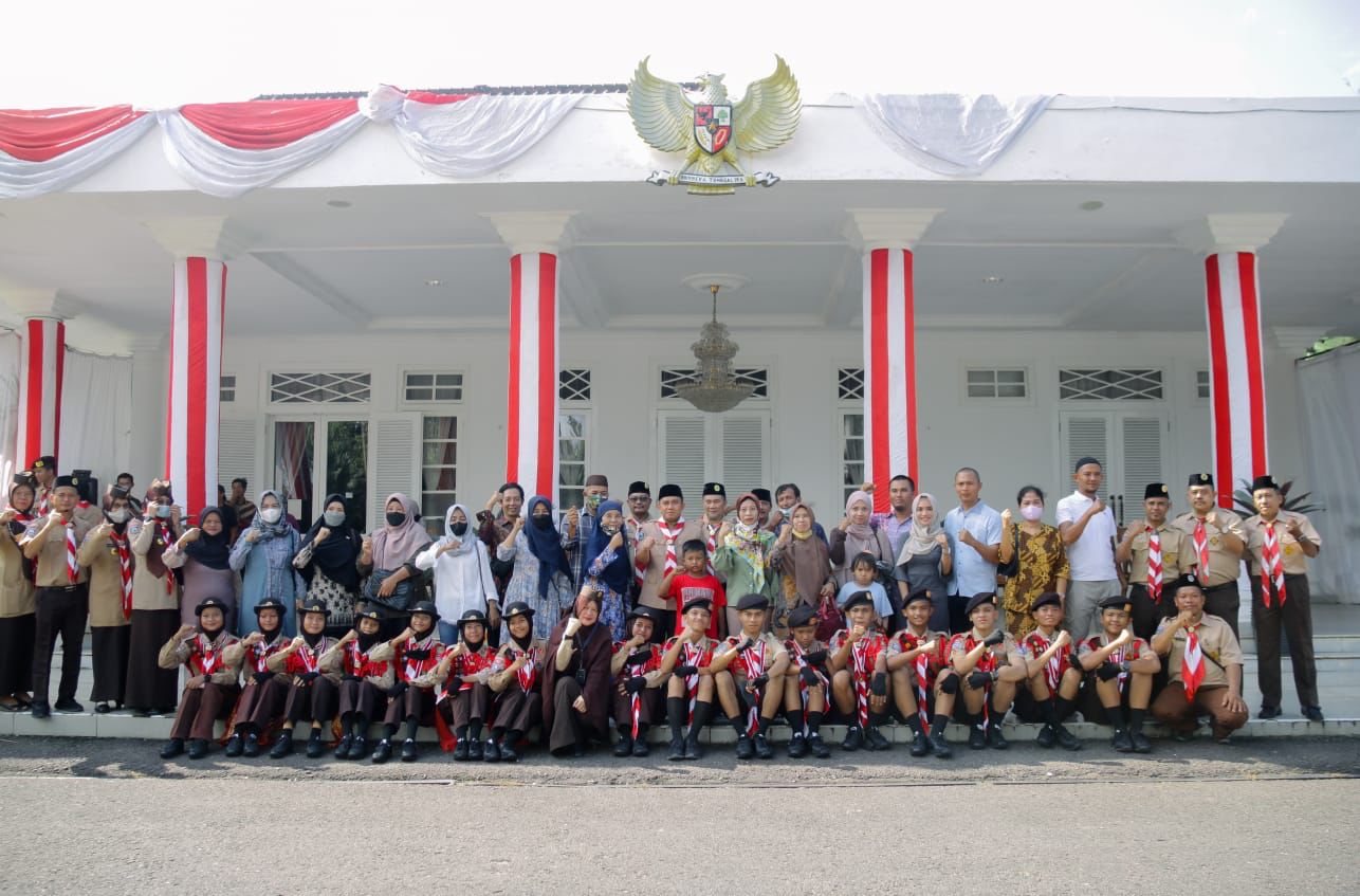 Lepas Peserta Jamnas ke Cibubur, Molen Ingatkan Jaga Kesehatan