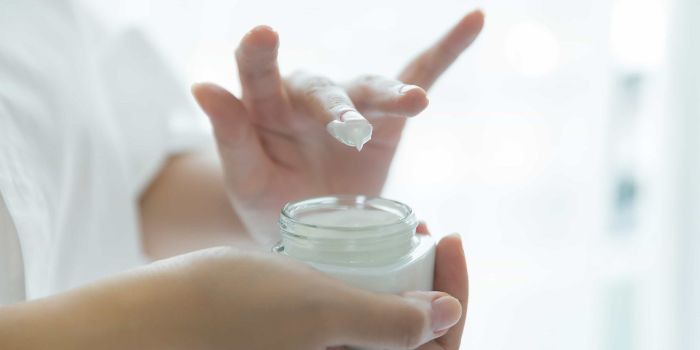 3 Rekomendasi Pelembab Wajah untuk Kulit Kering 2022