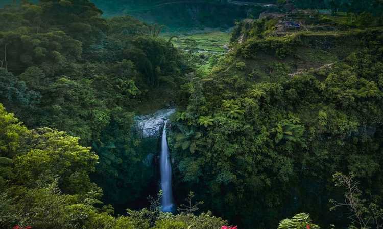 Eksotis Air Terjun Kedung Kayang, Air Terjun Cantik yang Sarat Mitos di Magelang
