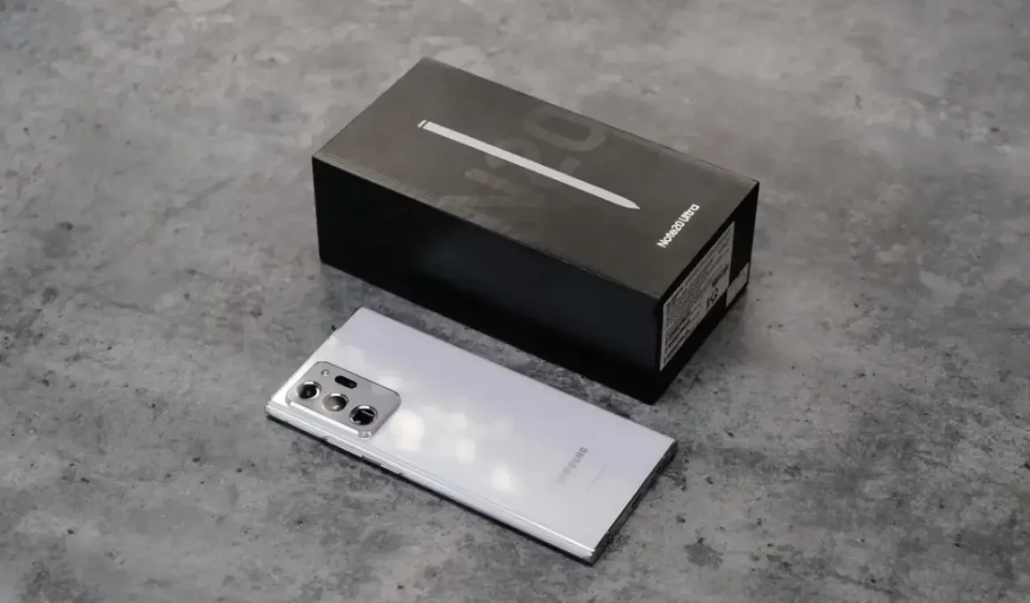 Inilah 4 Perbedaan HP Flagship Dengan HP Biasa