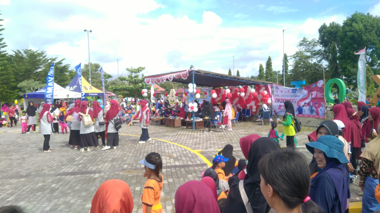 Ratusan Anak PAUD/TK Ikut Jalan Sehat di Koba