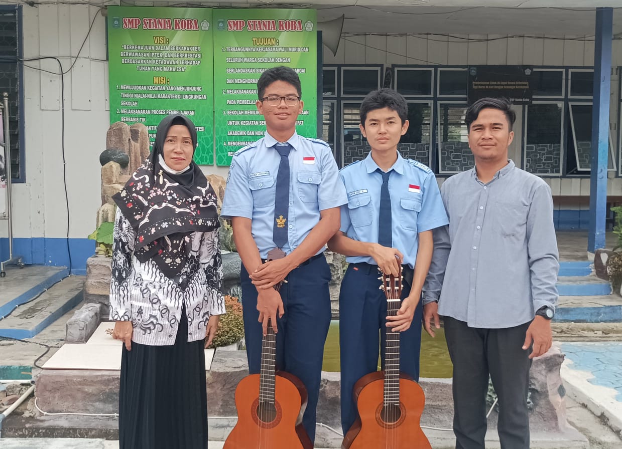 Duet Gitar Steven dan Daffin SMP Stania Koba Wakili Bangka Belitung di FLS2N Tingkat Nasional