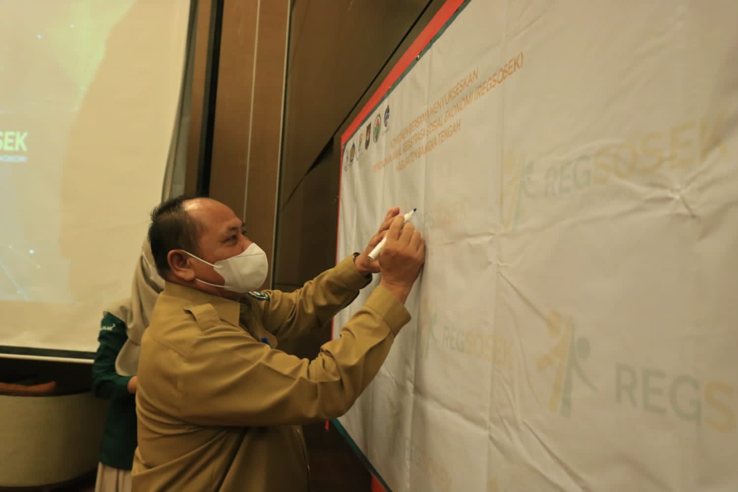 Bersama BPS, Pemkab Bangka Tengah Komitmen Sukseskan Regsosek