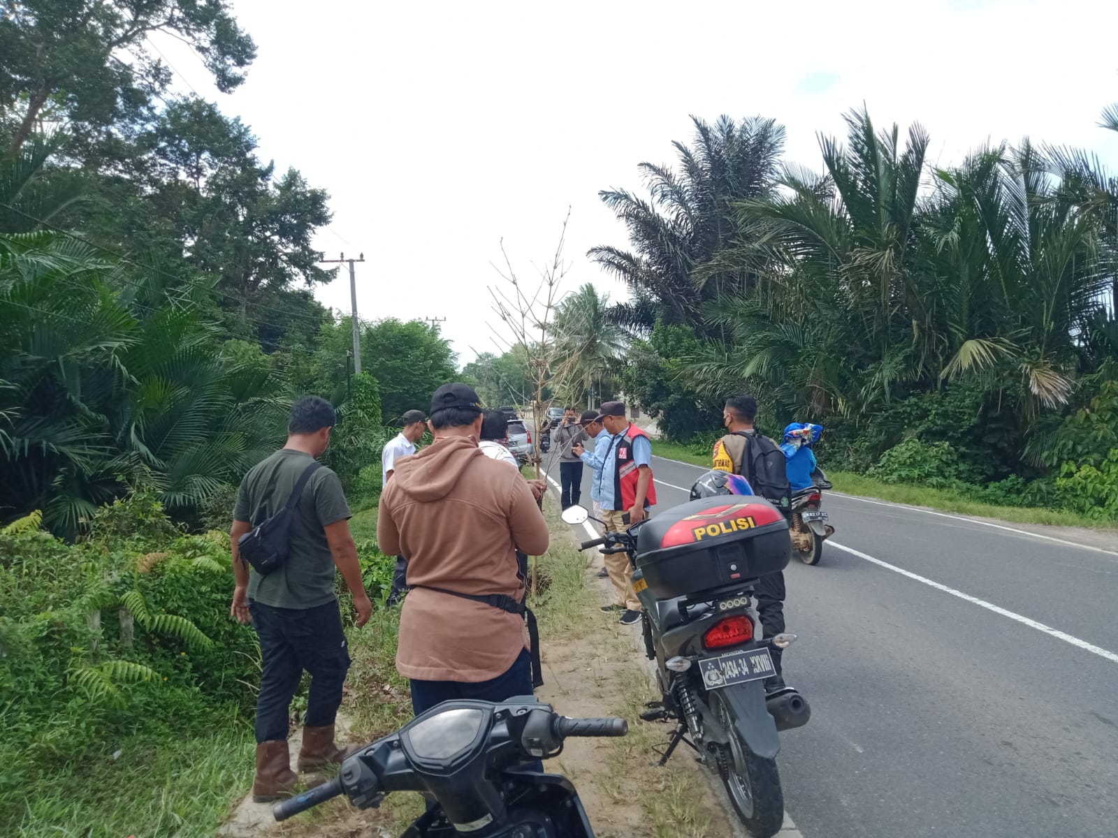Jalan Desa Cambai Ambles, Kades: Kita Tidak Salahkan Adanya TI