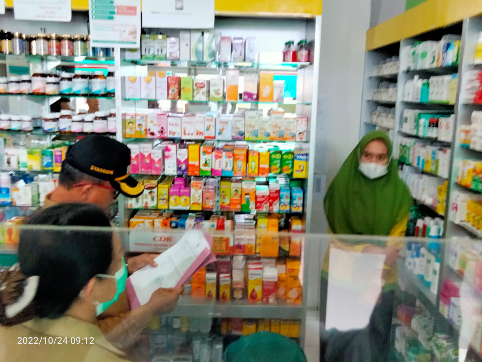 Tiga Apotek di Sungailiat di Sidak