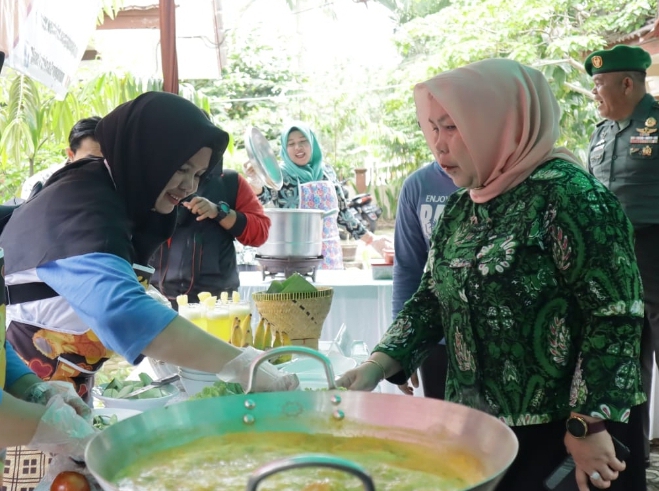 Radmida Buka Lomba Masak Lempah Kuning