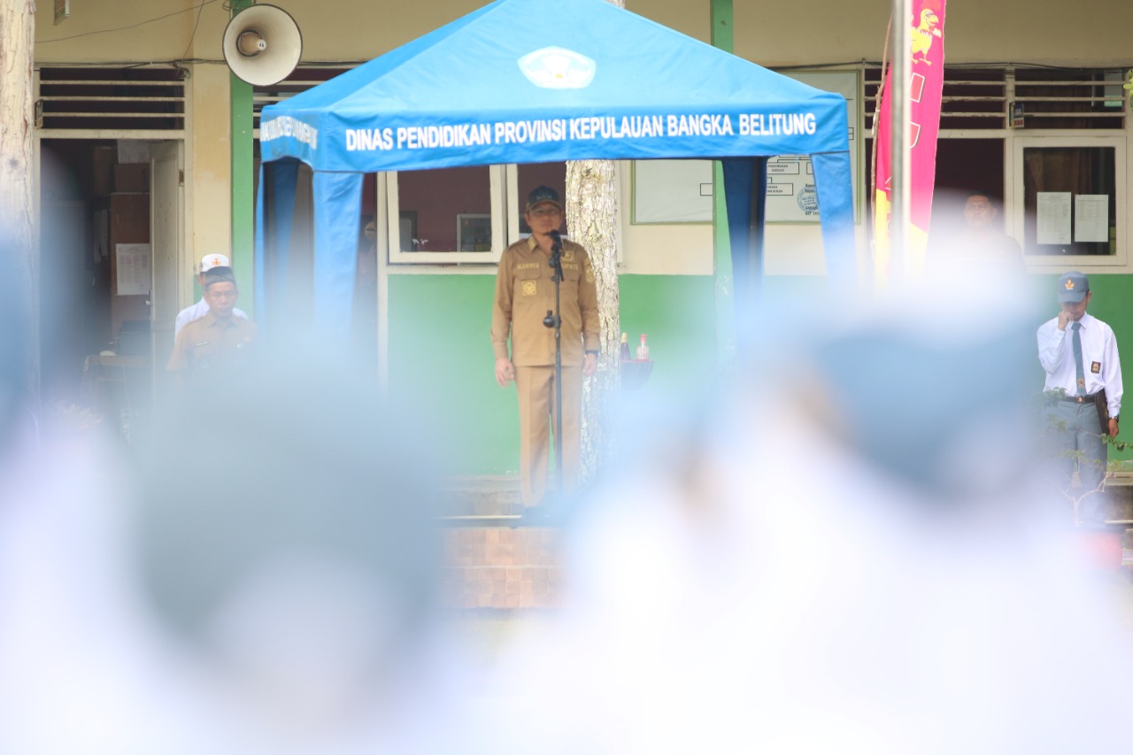 Jadi Pembina Upacara SMAN 1 Namang, Algafry: Terus Berkarya dan Jaga Adab Kepada Orang Tua