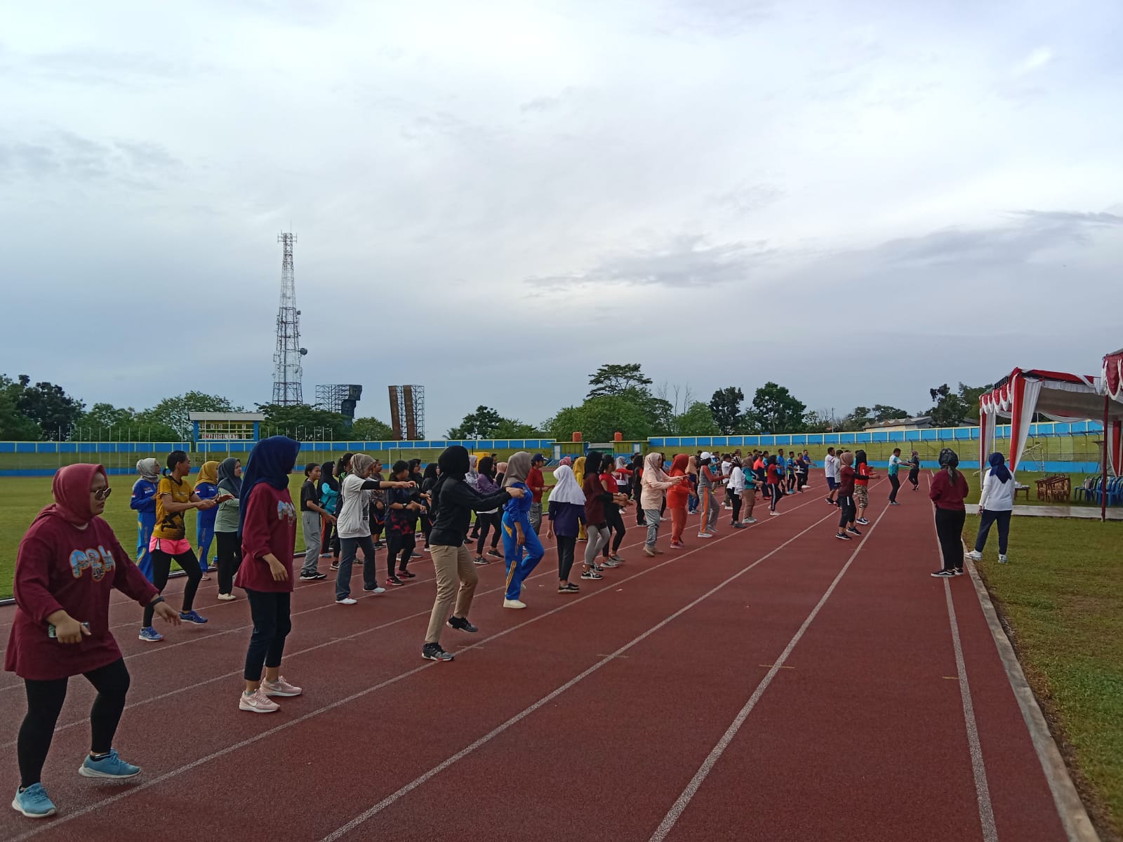 Molen Tantang Kabupaten Lain