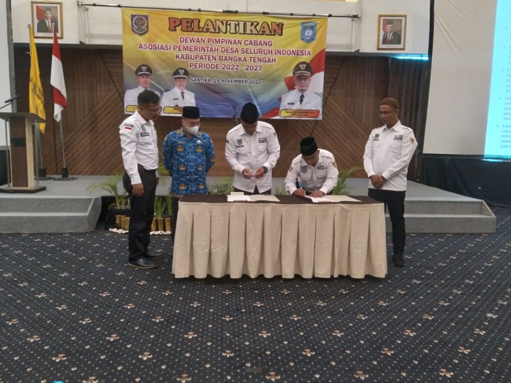 Kukuhkan APDESI Bangka Tengah, Algafry Ajak Kades ke Komisi VII