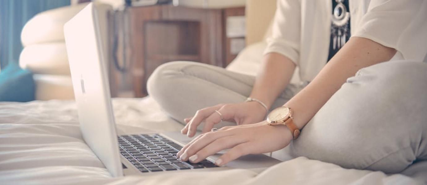 6 Kebiasaan Ini Bikin Laptop Kalian Cepat Rusak, Yuk Simak!