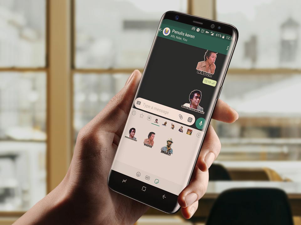Rekomendasi 6 Aplikasi Stiker WhatsApp Online Lucu dan Terbaik