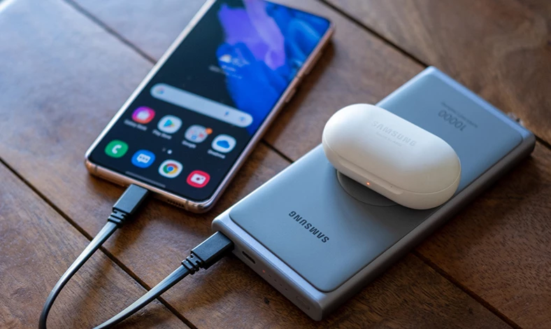 8 Tips Cas HP yang Benar Supaya Baterai Awet dan Tahan Lama