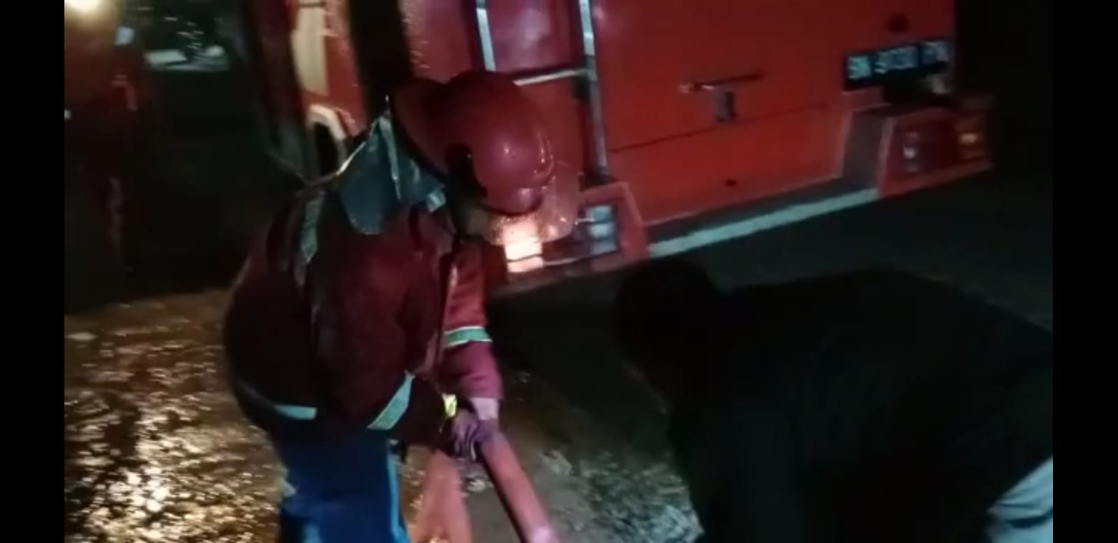 Rumah Lim Men Kho Terbakar, PT Timah Kerahkan Tim Damkar