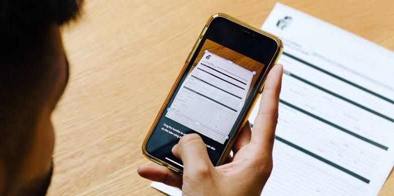 3 Cara Scan Dokumen Tanpa Alat Scanner, Cukup Pakai Ponsel