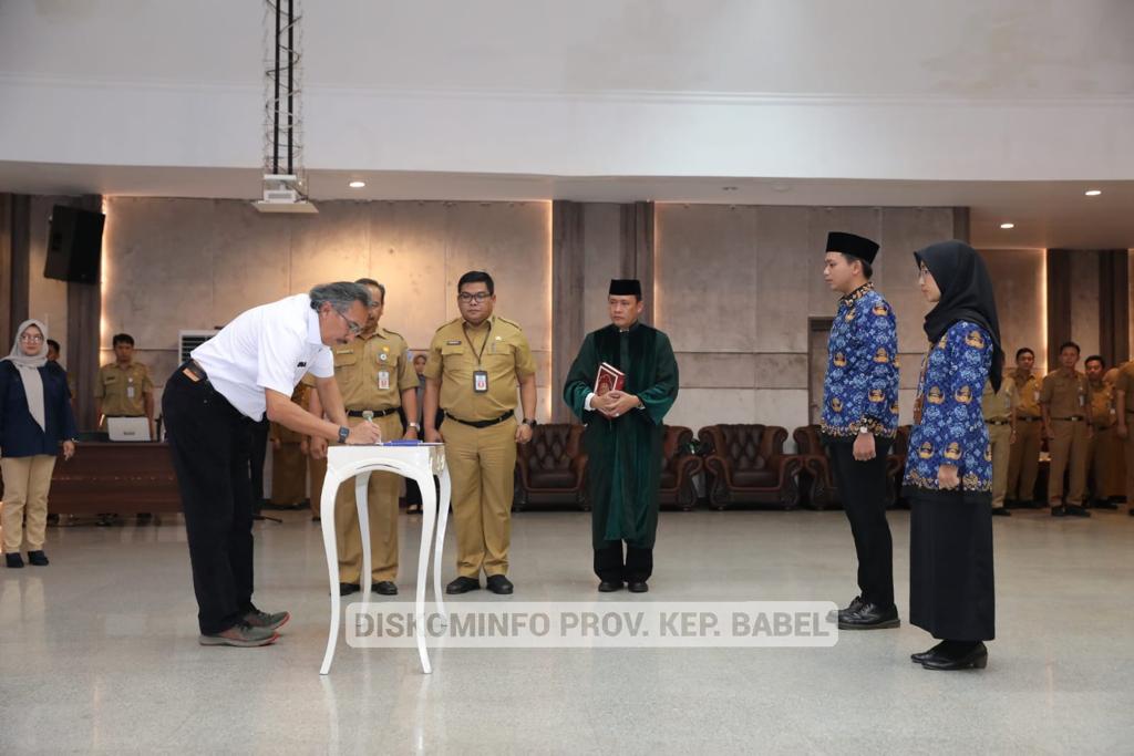 Lantik 35 CPNS Lulusan PKN STAN, Pj Gubernur: Jangan Jadikan Materi Sebagai Obsesi