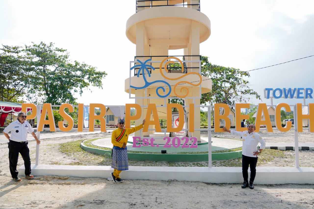 Moeldoko Dapat Gelar Adat Saat ke Pangkalpinang