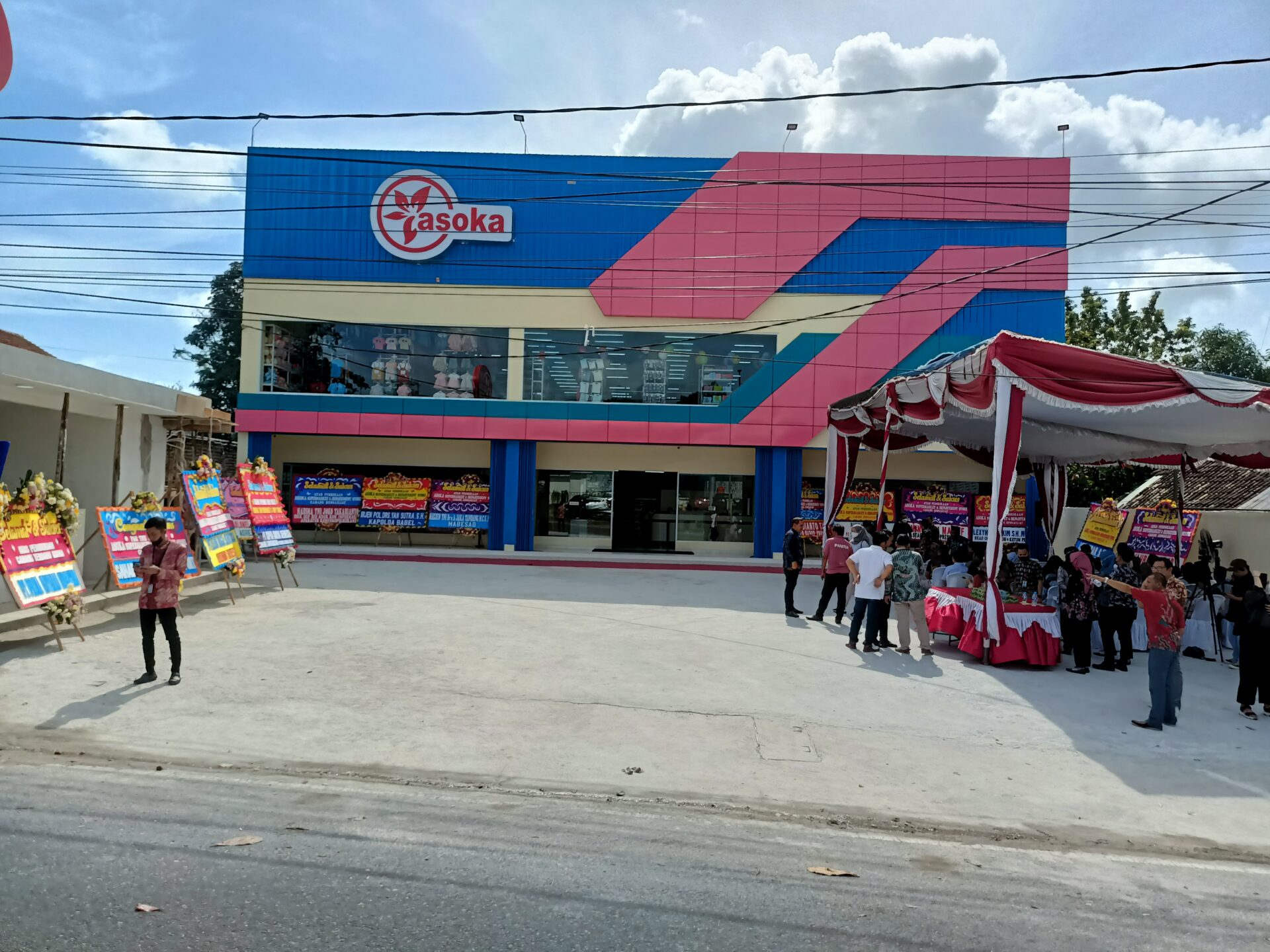 Asoka Supermarket Sungailiat Diresmikan Belanja Kesini Yuk !