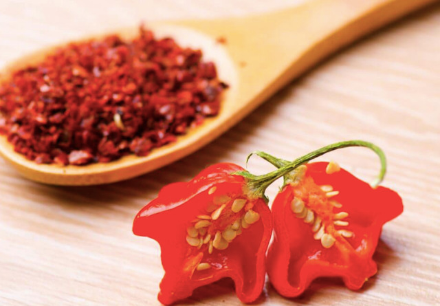 Patut Dihindari! 6 Bahaya Makan Pedas Saat Sahur dan Berbuka Puasa