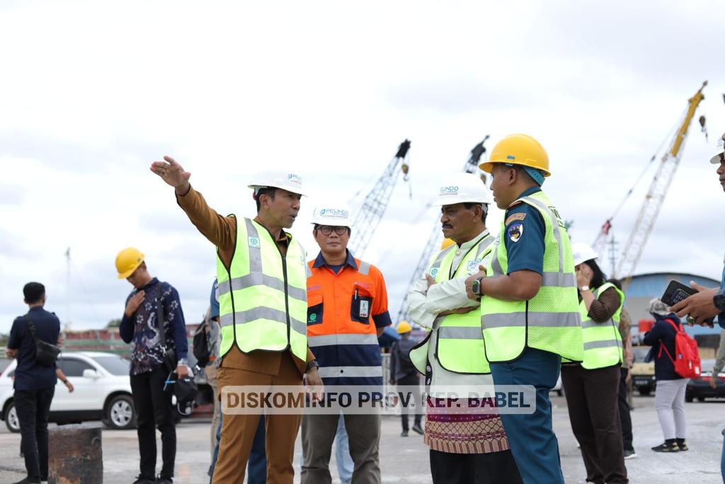 Cek Kesiapan Pelabuhan Tanjung Pandan, Pj Gubernur Suganda Temui Pendangkalan