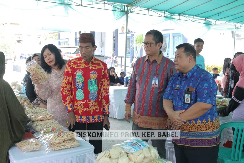 Tinjau Bazar Hasil Perikanan, Pj Gubernur Suganda: Upaya Kendalikan Inflasi