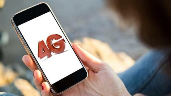 7 Cara Mudah Memperkuat Sinyal HP dengan Mudah, Agar Mudik Tidak Terganggu 2023