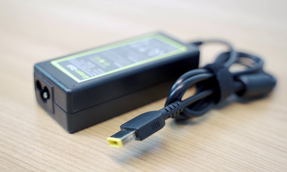 5 Tips Sederhana Merawat Charger Laptop, Biar Makin Awet dan Tahan Lama